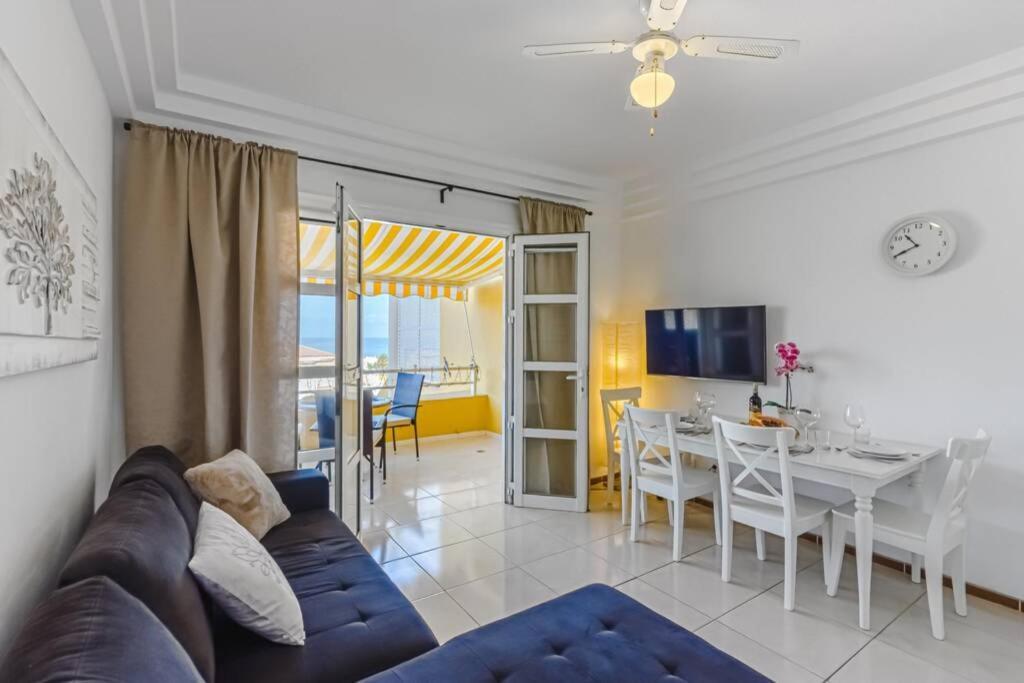 Ocean view apartment in Orlando Costa Adeje  Buitenkant foto