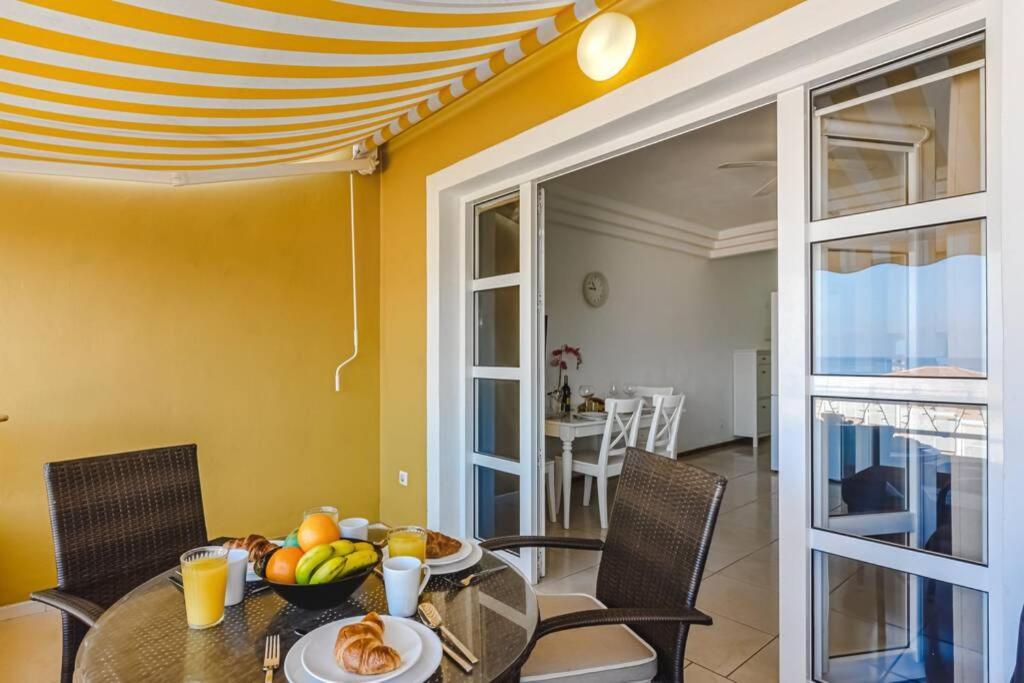Ocean view apartment in Orlando Costa Adeje  Buitenkant foto