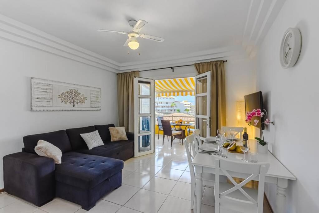 Ocean view apartment in Orlando Costa Adeje  Buitenkant foto